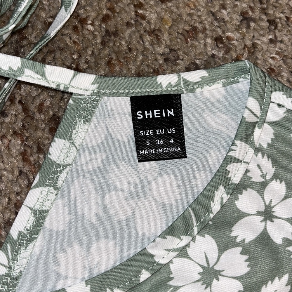 SHEIN Blouse - Picture 3 of 3